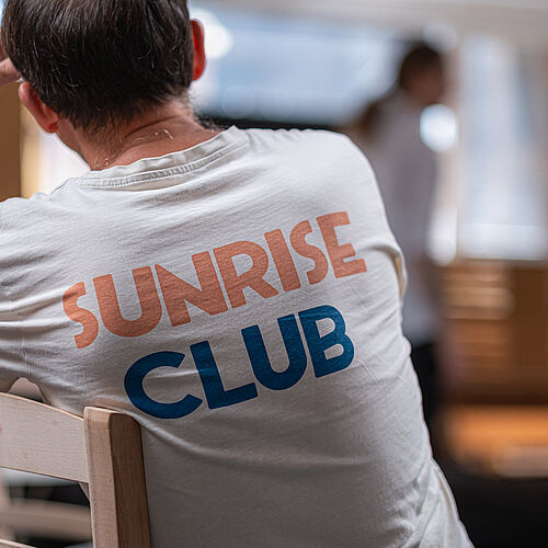 "Sunrise Club"